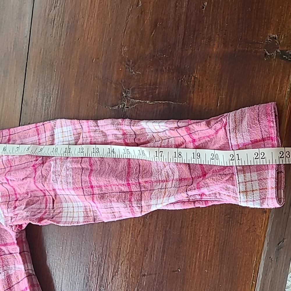 Like new flannel shirt - Picture 5 of 7